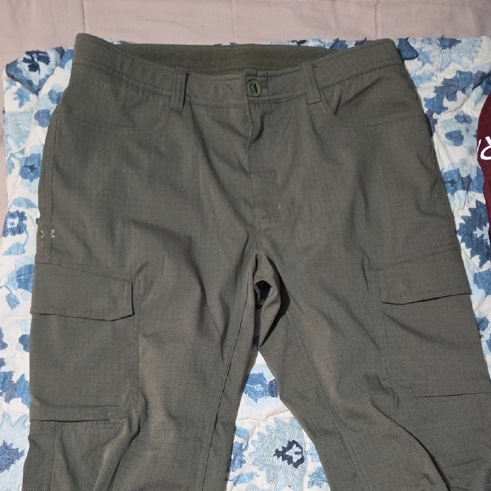 **NWOT** Under Armour Men's TACTICAL  Enduro Cargo Pants - Picture 4 of 6